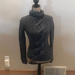New w out tags 38%wool Metallic/Sparkle Grey Turtle Neck Sweater